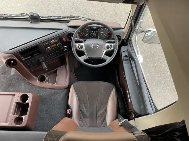 日野 プロフィア 2DG-FW1AHG(8x4)の写真28