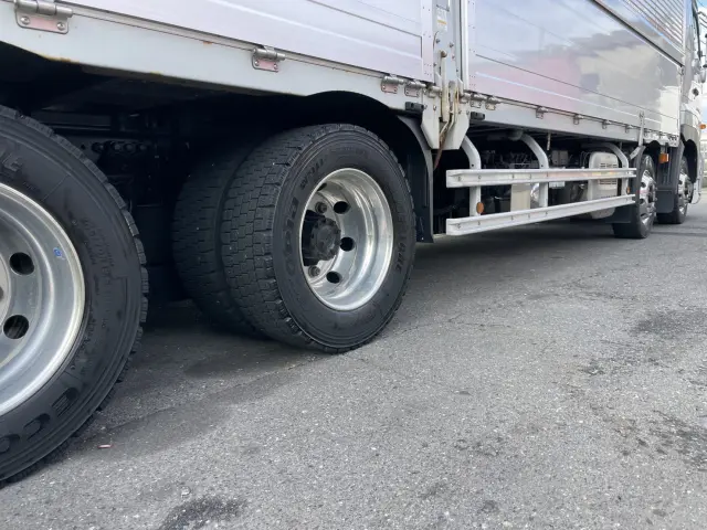 日野 プロフィア 2DG-FW1AHG(8x4)の写真35