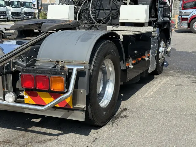 いすゞ ギガ QKG-EXD52BE(未入力/関係無)の写真12