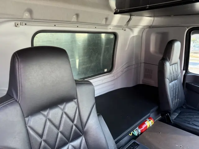 いすゞ ギガ QKG-EXD52BE(未入力/関係無)の写真24