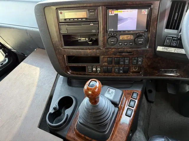 いすゞ ギガ QKG-EXD52BE(未入力/関係無)の写真27