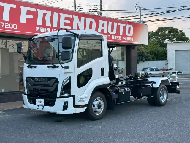 いすゞ フォワード 2RG-FRR90S4(2WD)の写真1