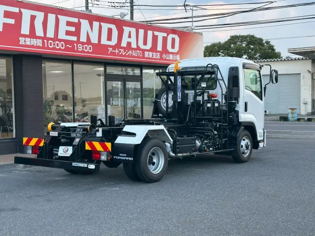 いすゞ フォワード 2RG-FRR90S4(2WD)の写真6