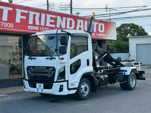 いすゞ フォワード 2RG-FRR90S4(2WD)の写真9