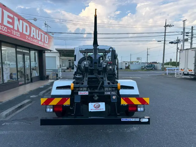 いすゞ フォワード 2RG-FRR90S4(2WD)の写真15