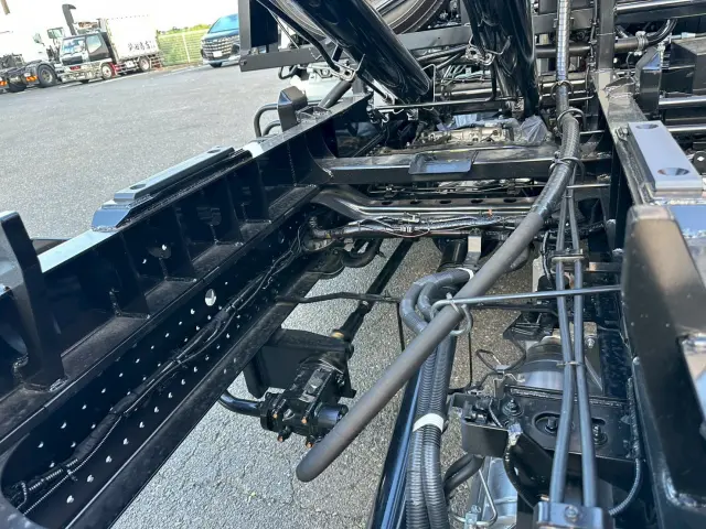 いすゞ フォワード 2RG-FRR90S4(2WD)の写真22