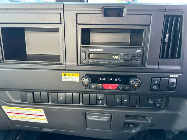 いすゞ フォワード 2RG-FRR90S4(2WD)の写真27