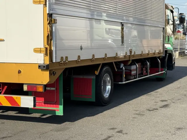 いすゞ フォワード 2RG-FRR90T2(2WD)の写真30