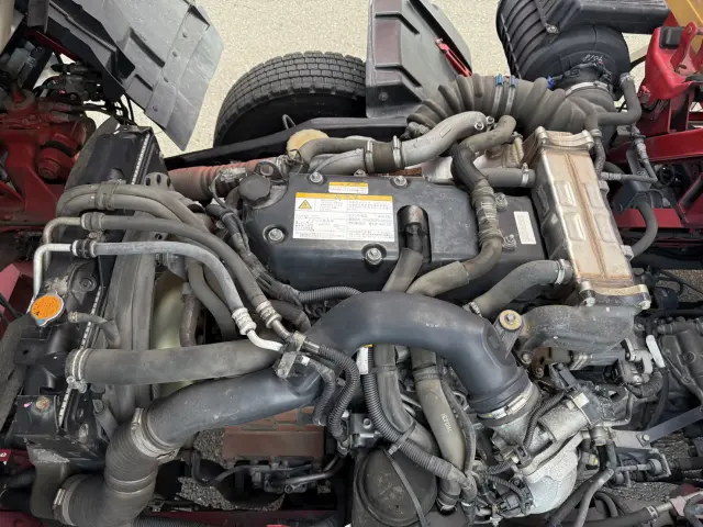 いすゞ フォワード 2RG-FRR90T2(2WD)の写真38