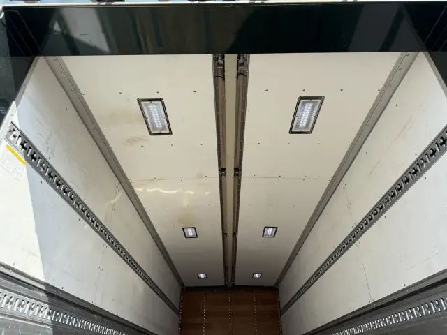 いすゞ フォワード QKG-FTR34T2(未入力/関係無)の写真14