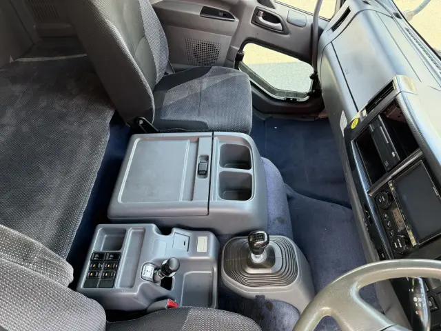 いすゞ フォワード QKG-FTR34T2(未入力/関係無)の写真21