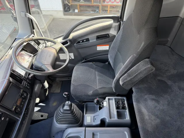 いすゞ フォワード QKG-FTR34T2(未入力/関係無)の写真29