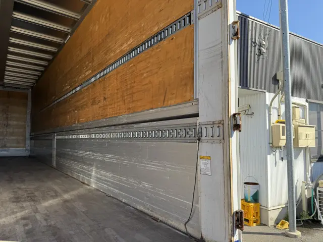 日野 プロフィア 2DG-FW1EHG(未入力/関係無)の写真16