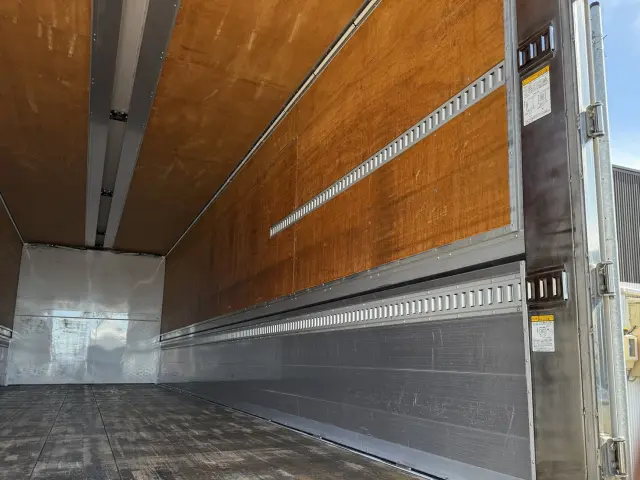 日野 プロフィア 2DG-FR1EHG(未入力/関係無)の写真16