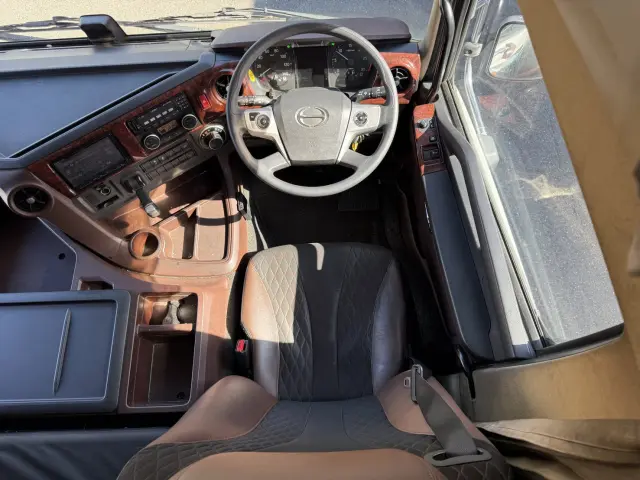 日野 プロフィア 2DG-FR1EHG(未入力/関係無)の写真27