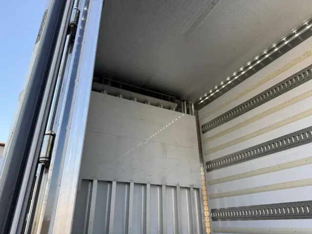 日野 プロフィア 2DG-FR1AHJ(未入力/関係無)の写真16