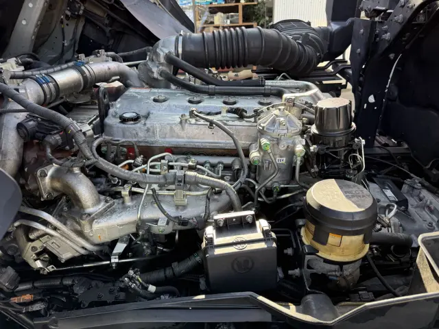 日野 プロフィア 2DG-FR1AHJ(未入力/関係無)の写真38