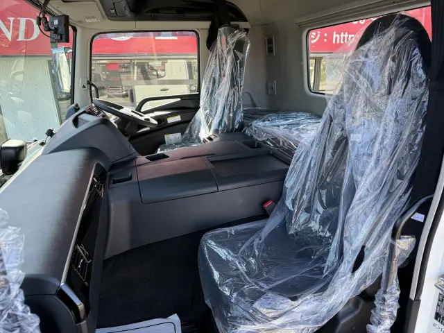 三菱 スーパーグレート 2RG-FP84VDR(2WD)の写真35