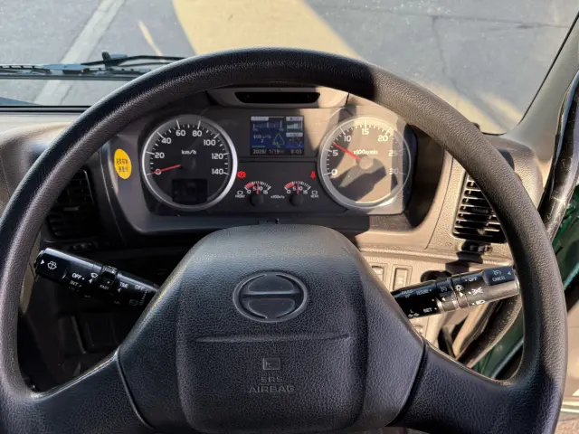 日野 プロフィア QPG-FR1EZEG(6x2)の写真26