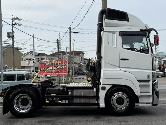 三菱 スーパーグレート 2RG-FP84VDR(2WD)の写真7