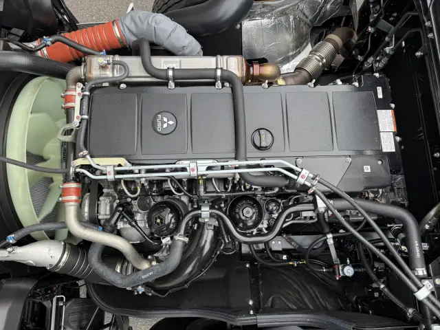 三菱 スーパーグレート 2RG-FP84VDR(2WD)の写真35