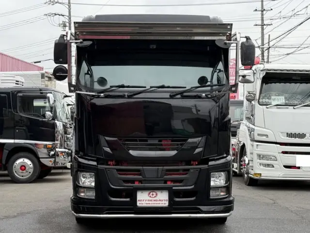 いすゞ ギガ QKG-EXD52BD(2WD)の写真2
