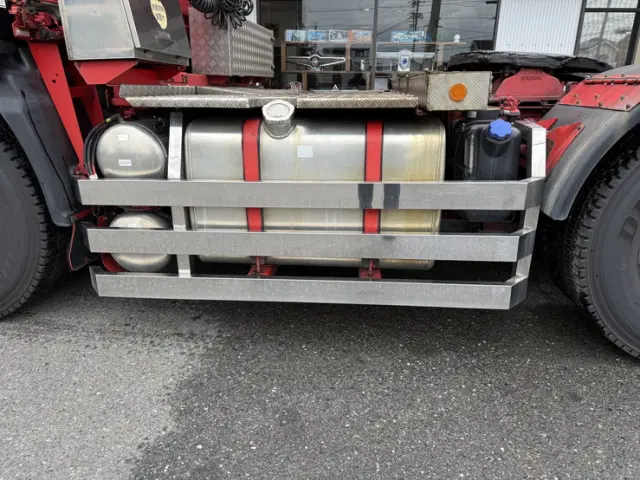 いすゞ ギガ QKG-EXD52BD(2WD)の写真10