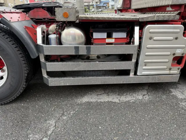 いすゞ ギガ QKG-EXD52BD(2WD)の写真13
