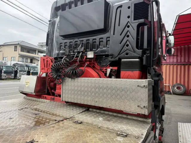 いすゞ ギガ QKG-EXD52BD(2WD)の写真21