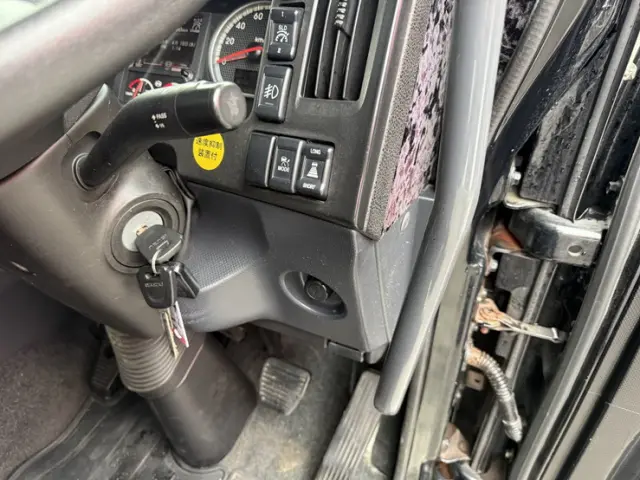 いすゞ ギガ QKG-EXD52BD(2WD)の写真29