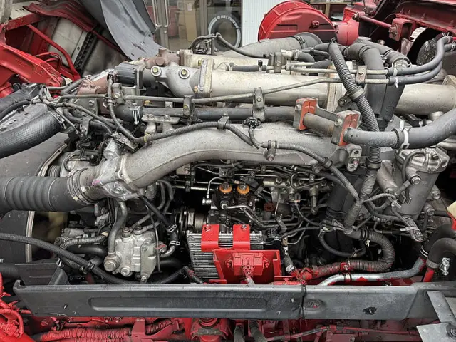 いすゞ ギガ QKG-EXD52BD(2WD)の写真35