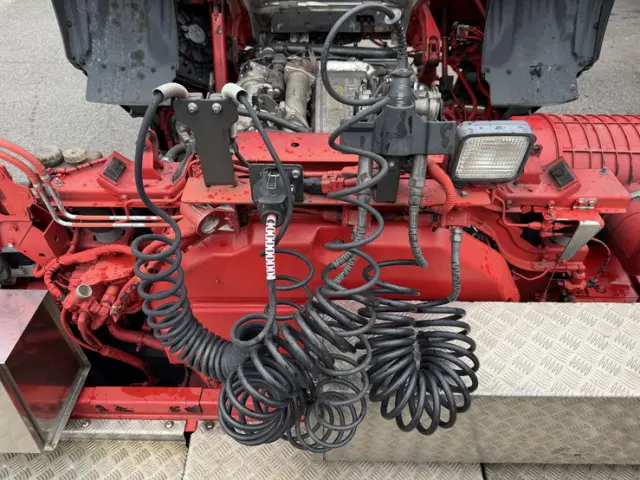 いすゞ ギガ QKG-EXD52BD(2WD)の写真36