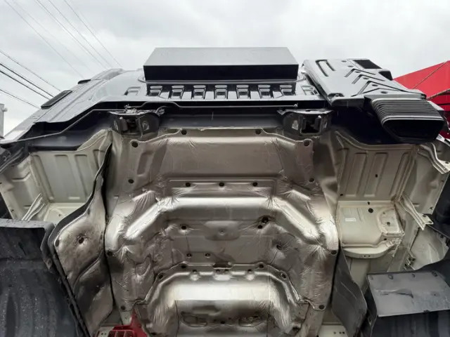 いすゞ ギガ QKG-EXD52BD(2WD)の写真38