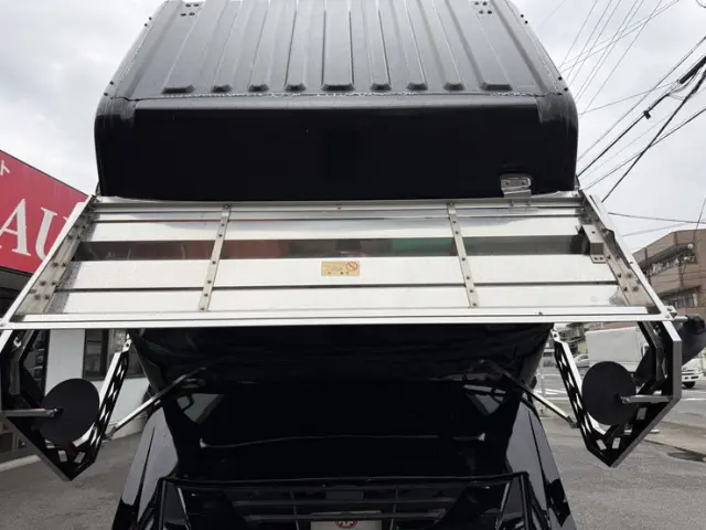 いすゞ ギガ QKG-EXD52BD(2WD)の写真40