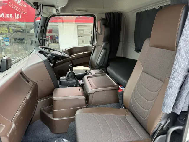 いすゞ ギガ 2PG-CYJ77D(未入力/関係無)の写真27