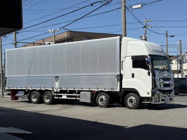 いすゞ ギガ 2PG-CYJ77C(未入力/関係無)の写真8
