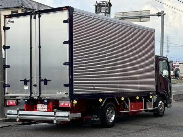 いすゞ エルフ 2RG-NPR88AN(2WD)の写真7
