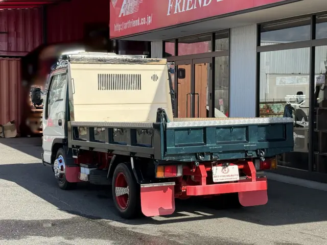 いすゞ エルフ KC-NKR66ED(2WD)の写真4