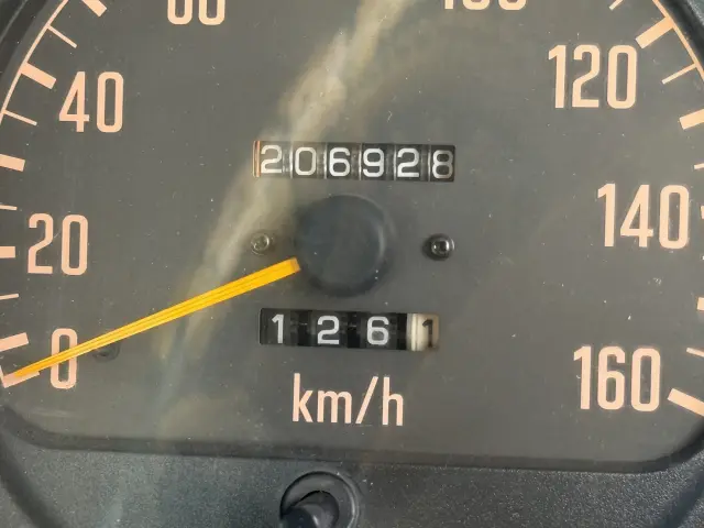 いすゞ エルフ KC-NKR66ED(2WD)の写真30