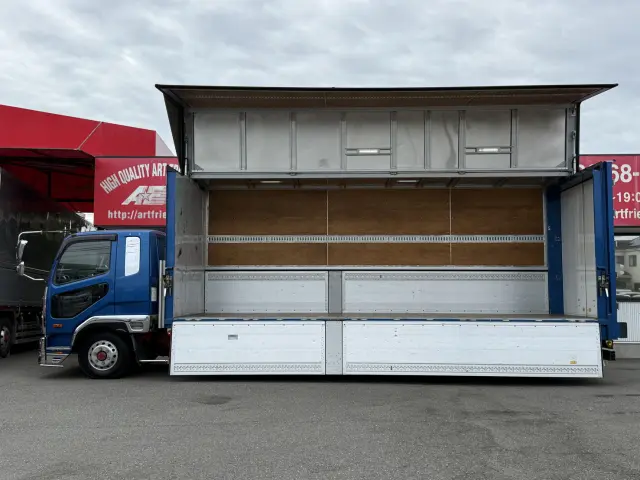 三菱 ファイター 2KG-FK64F(2WD)の写真9
