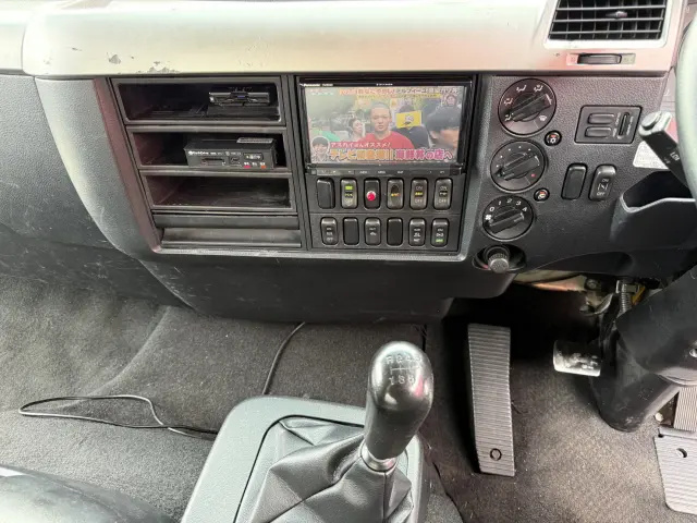 三菱 ファイター 2KG-FK64F(2WD)の写真21