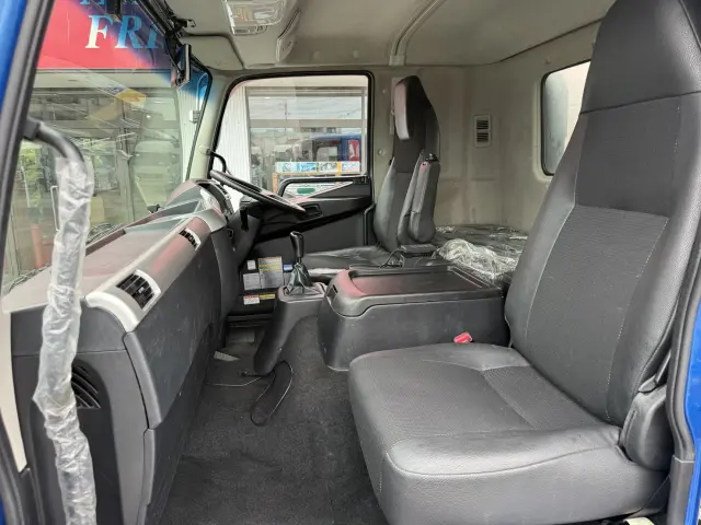 三菱 ファイター 2KG-FK64F(2WD)の写真28