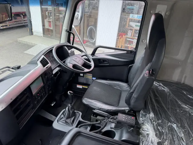 三菱 ファイター 2KG-FK64F(2WD)の写真29