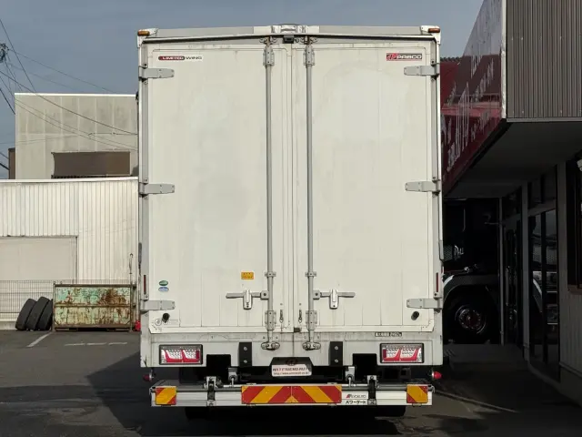 三菱 ファイター TKG-FK64F(2WD)の写真5