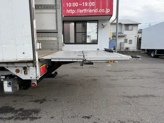 三菱 ファイター TKG-FK64F(2WD)の写真15