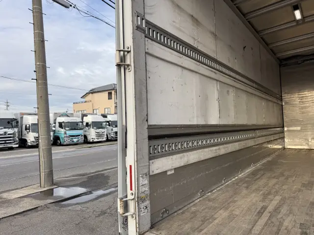 三菱 ファイター TKG-FK64F(2WD)の写真19