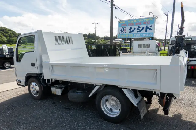 いすゞ エルフ SKG-NPR85AN(2WD)の写真6