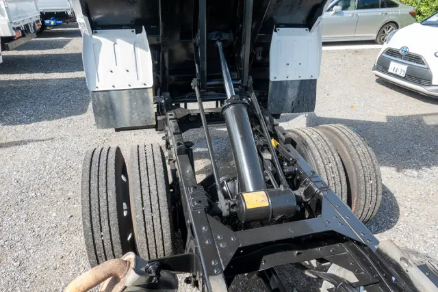 いすゞ エルフ SKG-NPR85AN(2WD)の写真14