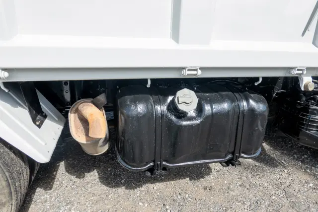 いすゞ エルフ SKG-NPR85AN(2WD)の写真18