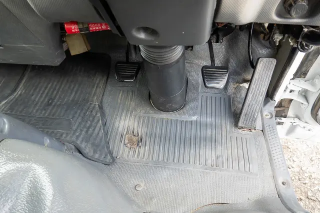 いすゞ エルフ SKG-NPR85AN(2WD)の写真24